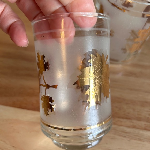Vintage Libbey 3 Juice Glasses Gold Maple Leaf Frosted Lidded Kraft Pitcher MCM - Picture 5 of 12